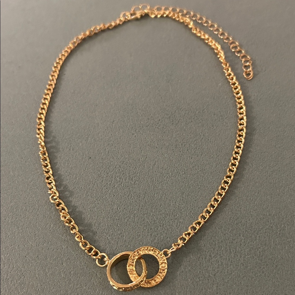 Elegant Gold Interlocking Circle Adjustable Neckl… - image 1